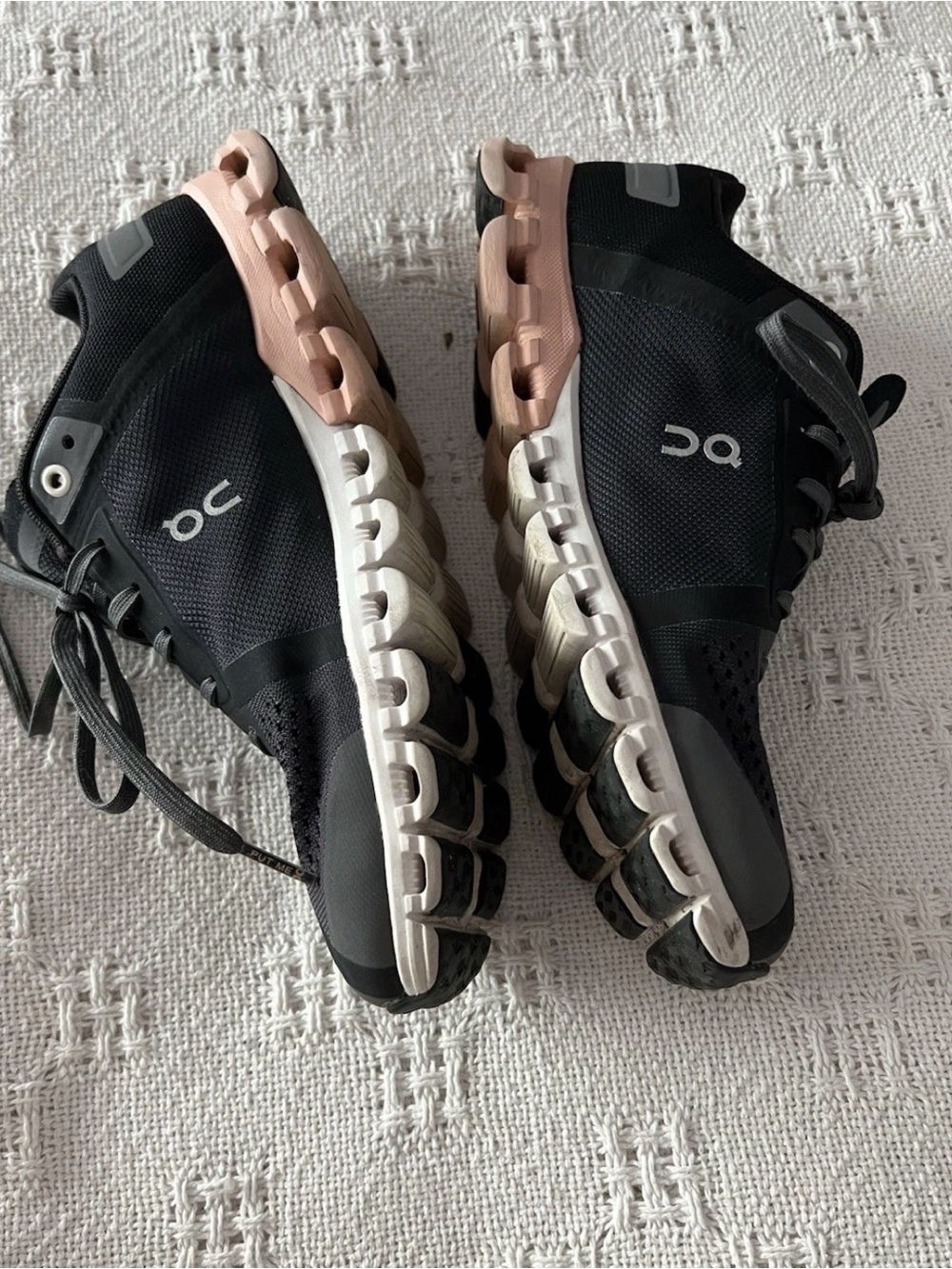On Running Cloudrunner Lace-Up Sneakers Pink Gray - Picture 3 of 7